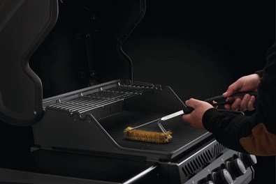 Napoleon Trzyrzędowa szczotka do grilla z włosiem z mosiądzu