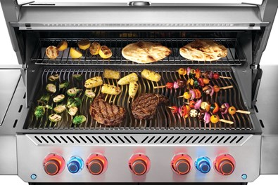 Napoleon grill gazowy Prestige® 665 z palnikiem rożna,Sizzle Zone™